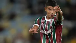 RJ - RIO DE JANEIRO - 27/11/2025 - BRASILEIRO A 2025, FLUMINENSE X SAO PAULO - Thiago Silva jogador do Fluminense durante partida contra o Sao Paulo no estadio Maracana pelo campeonato Brasileiro A 2025. Foto: Jorge Rodrigues/AGIF