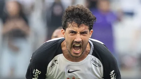 Gustavo Henrique jogador do Corinthians comemora seu gol durante partida contra o Botafogo no estadio Arena Corinthians pelo campeonato Brasileiro A 2025. Foto: Joisel Amaral/AGIF