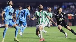 Gilberto jogador do Juventude durante partida contra o Santos - Foto: Marcello Zambrana/AGIF