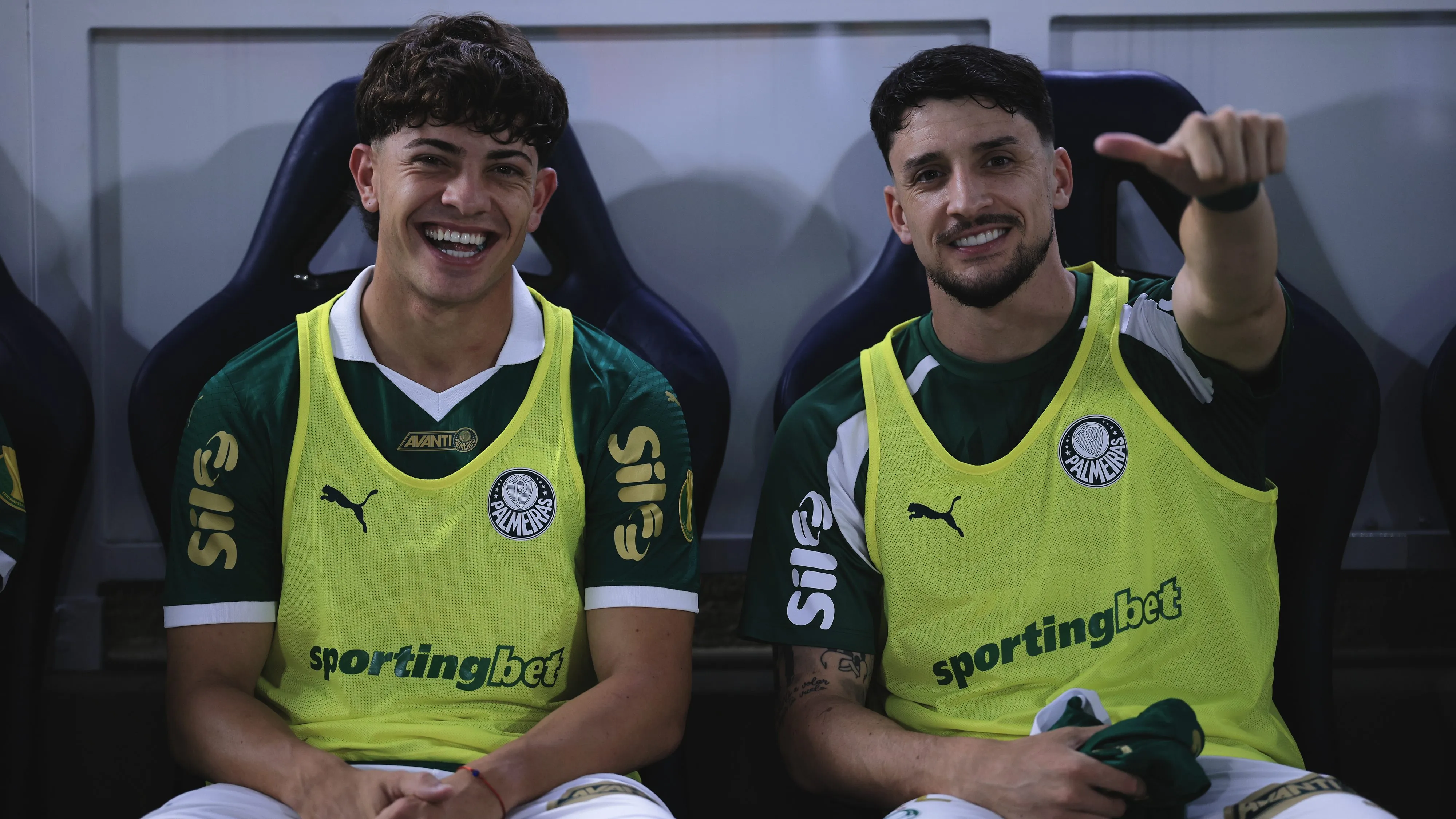 Giay e Piquerez do Palmeiras. Foto: Ettore Chiereguini/AGIF