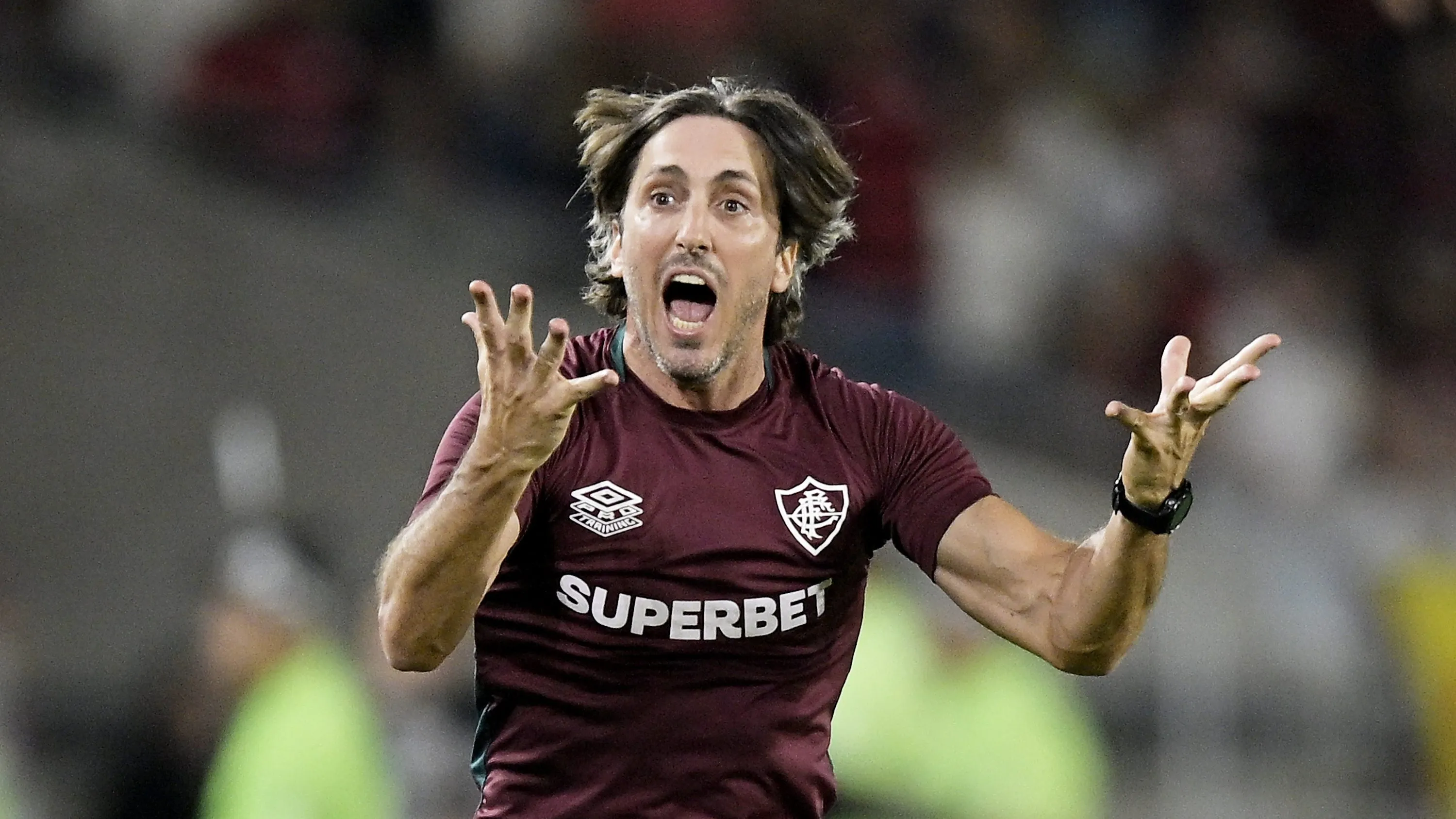 Zubeldía em ação pelo Fluminense – Foto: Alexandre Loureiro/AGIF