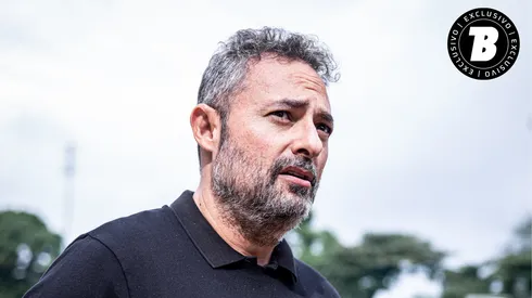 Alexandre Mattos no CT Rei Pelé no Santos