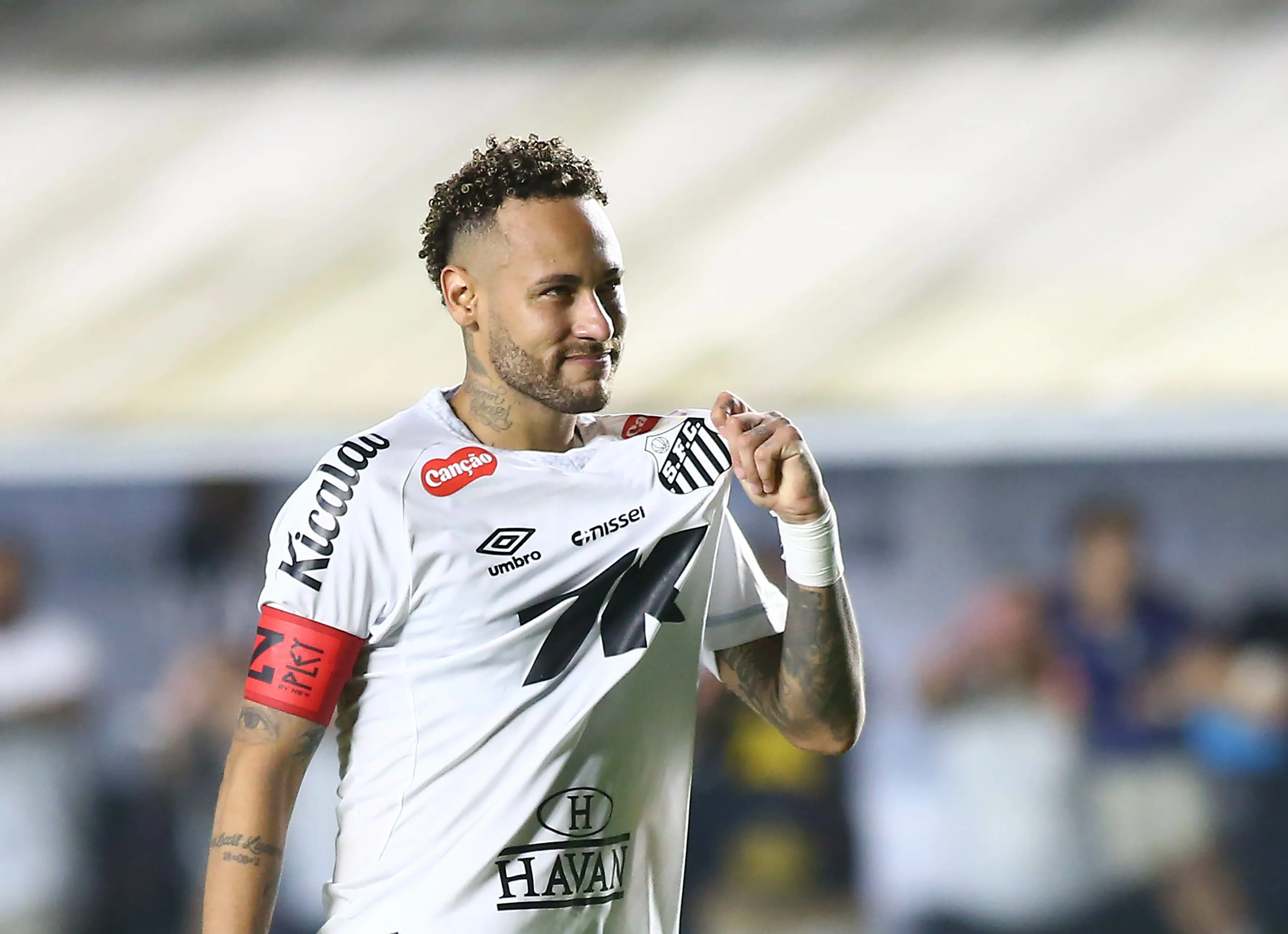 SP – SANTOS – 28/11/2025 – BRASILEIRO A 2025, SANTOS X SPORT – Neymar Jr jogador do Santos durante partida contra o Sport no estadio Vila Belmiro pelo campeonato Brasileiro A 2025. Foto: Mauricio De Souza/AGIF