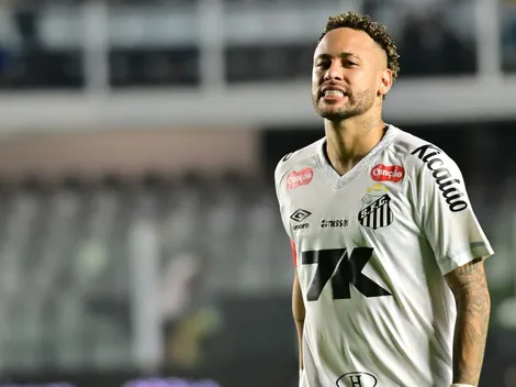 Neymar tenta alcançar marca histórica da temporada mesmo lesionado