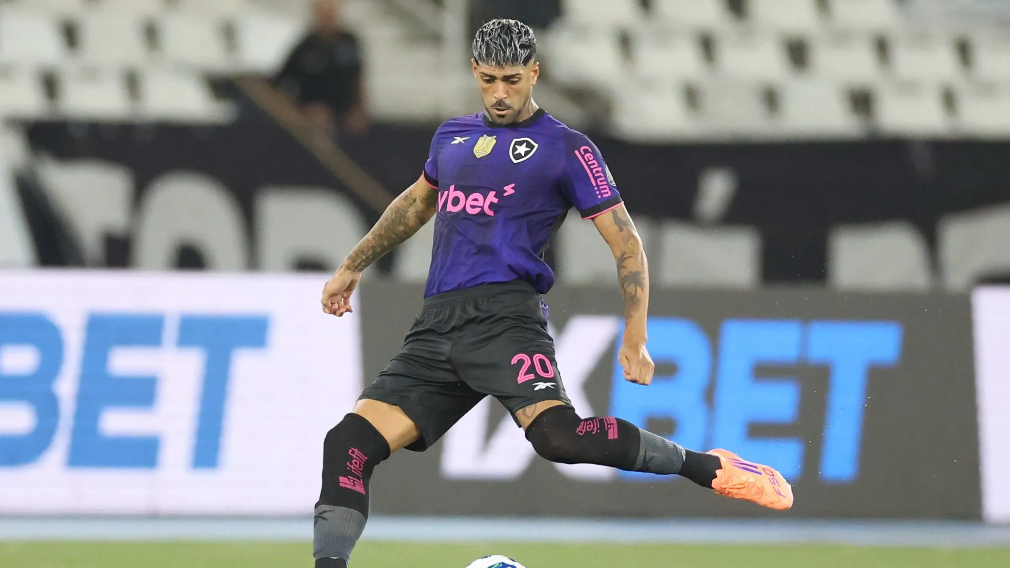 Alexander Barbosa jogador do Botafogo