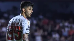 SP - SAO PAULO - 19/12/2023 - ARQUIVO LUCAS BERALDO - Foto de arquivo do jogador Lucas Beraldo, atuando pelo Sao Paulo Futebol Clube no estadio do Morumbi. Foto: Marcello Zambrana/AGIF