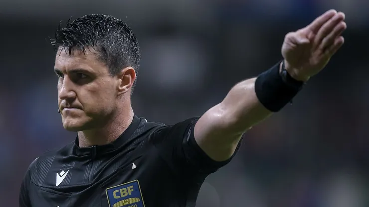 Gaúcho Rafael Klein apitará Atlético-MG x Palmeiras na Arena MRV logo mais