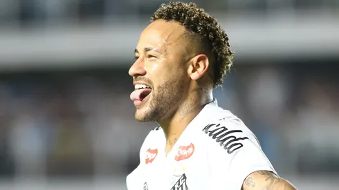 Neymar em jogo do Santos FC em 2025 – Mauricio De Souza/AGIF