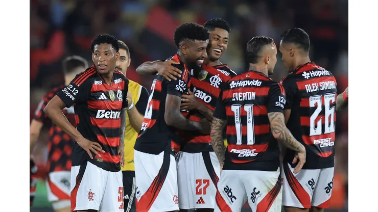 Time do Flamengo, em partida pelo campeonato brasileiro (Foto: Buda Mendes/Getty Images)