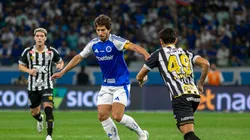 MG - BELO HORIZONTE - 10/08/2025 - BRASILEIRO A 2025, CRUZEIRO X SANTOS - Lucas Silva jogador do Cruzeiro durante partida contra o Santos no estadio Mineirao pelo campeonato Brasileiro A 2025.