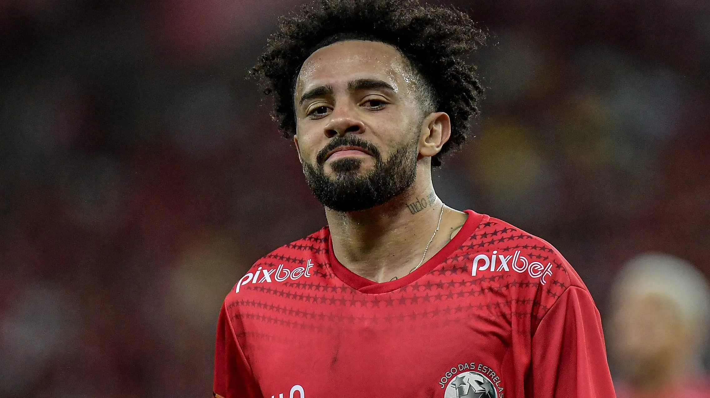 Claudinho foi pedido por Jorge Sampaoli - Foto: Thiago Ribeiro/AGIF.