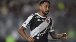 RJ - RIO DE JANEIRO - 12/04/2025 - BRASILEIRO A 2025, VASCO X SPORT - Jair jogador do Vasco durante partida contra o Sport no estadio Sao Januario pelo campeonato Brasileiro A 2025. Foto: Thiago Ribeiro/AGIF