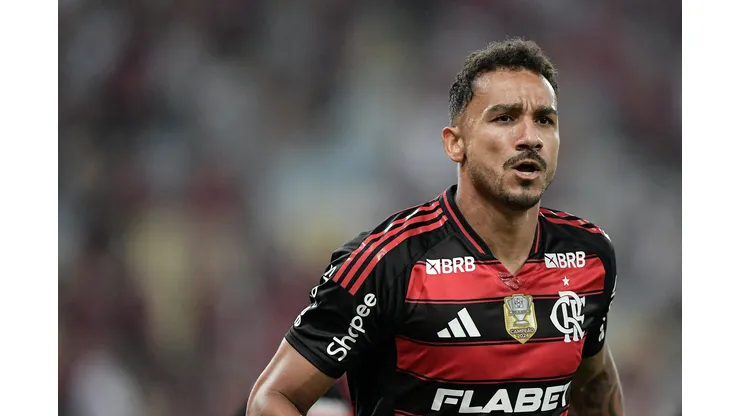 RJ - RIO DE JANEIRO - 21/05/2025 - COPA DO BRASIL 2025, FLAMENGO X BOTAFOGO-PB - Danilo jogador do Flamengo durante partida contra o Botafogo-PB no estadio Maracana pelo campeonato Copa Do Brasil 2025. Foto: Thiago Ribeiro/AGIF
