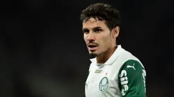 Raphael Veiga em campo pelo Palmeiras. Foto: Jorge Rodrigues/AGIF