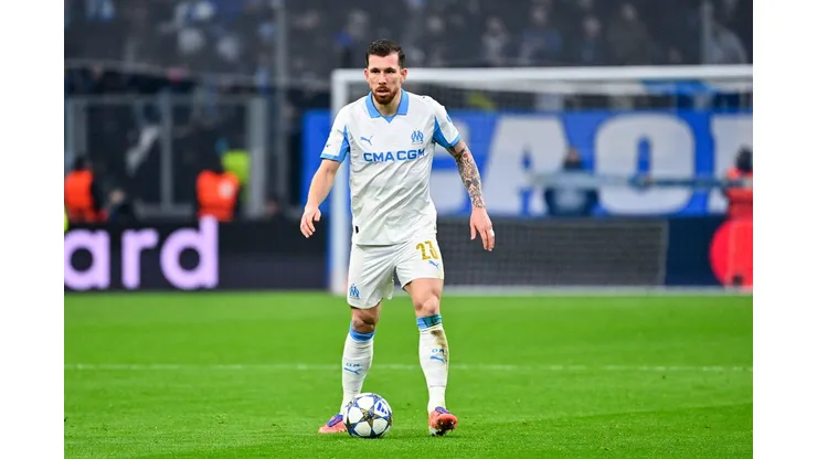 O meio-campista Pierre-Emile Højbjerg, do Olympique de Marseille, em ação, no Vélodrome | Crédito: Alamy Live News