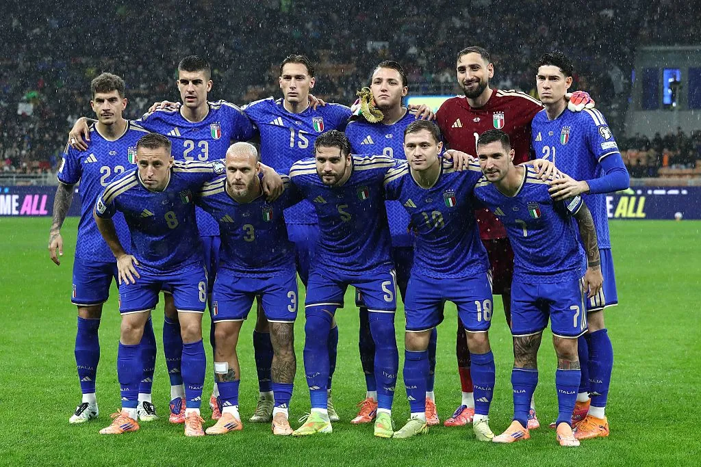 Itália pode voltar a cruzar com o Brasil em Copas do Mundo caso se classifique na repescagem européia  Marco Luzzani/Getty Images)