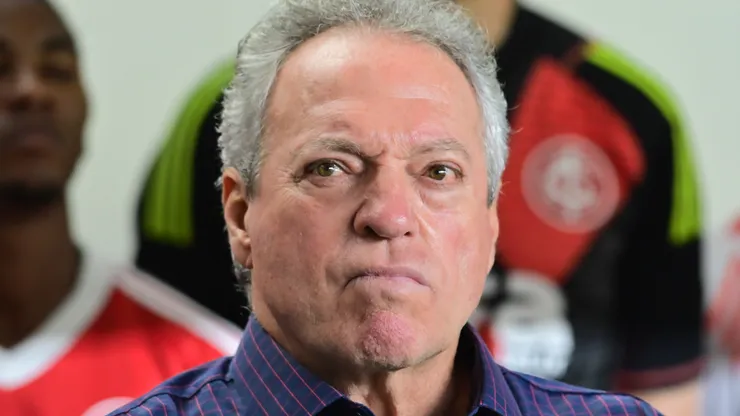 Abel Braga terá um grande desafio pela frente neste domingo (7) - Foto: Jota Erre/AGIF