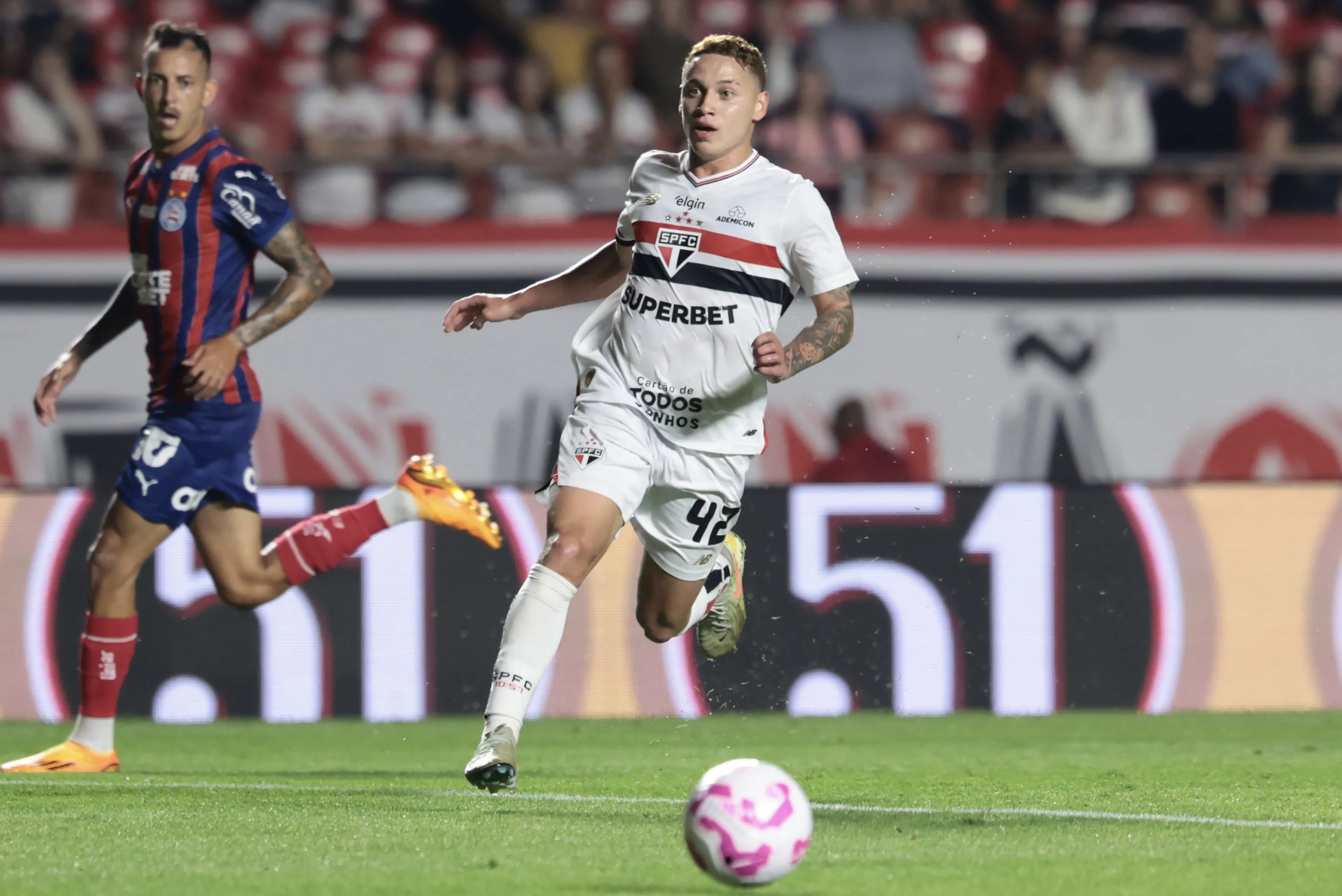 Maik durante partida pelo São Paulo. Foto: Marcello Zambrana/AGIF