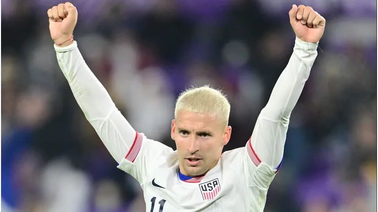 Miljevic em partida pela Seleção Norte-Americana. Photo by Julio Aguilar/Getty Images