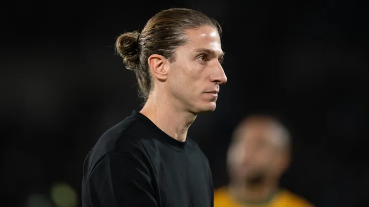 Filipe Luis, técnico do Flamengo, durante partida contra o Mirassol no estadio Maracanã pelo campeonato Brasileiro A 2025. Foto: Jorge Rodrigues/AGIF