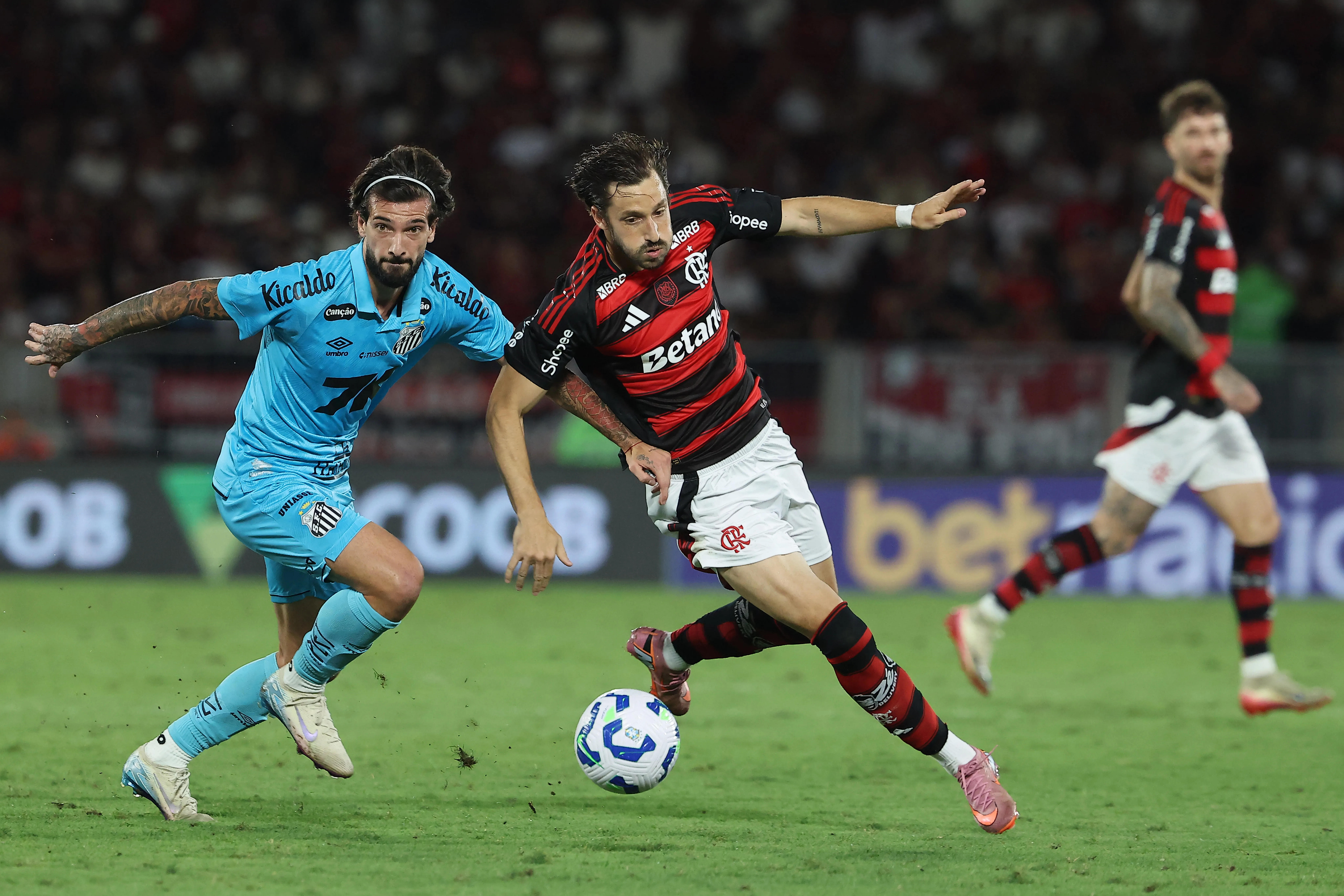 A última partida de Viña foi no dia 9 de novembro, contra o Santos. Foto: Wagner Meier/Getty Images.