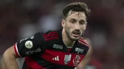 Matias Viña não foi relacionado para o Intercontinental e nem para jogo contra o Mirassol.