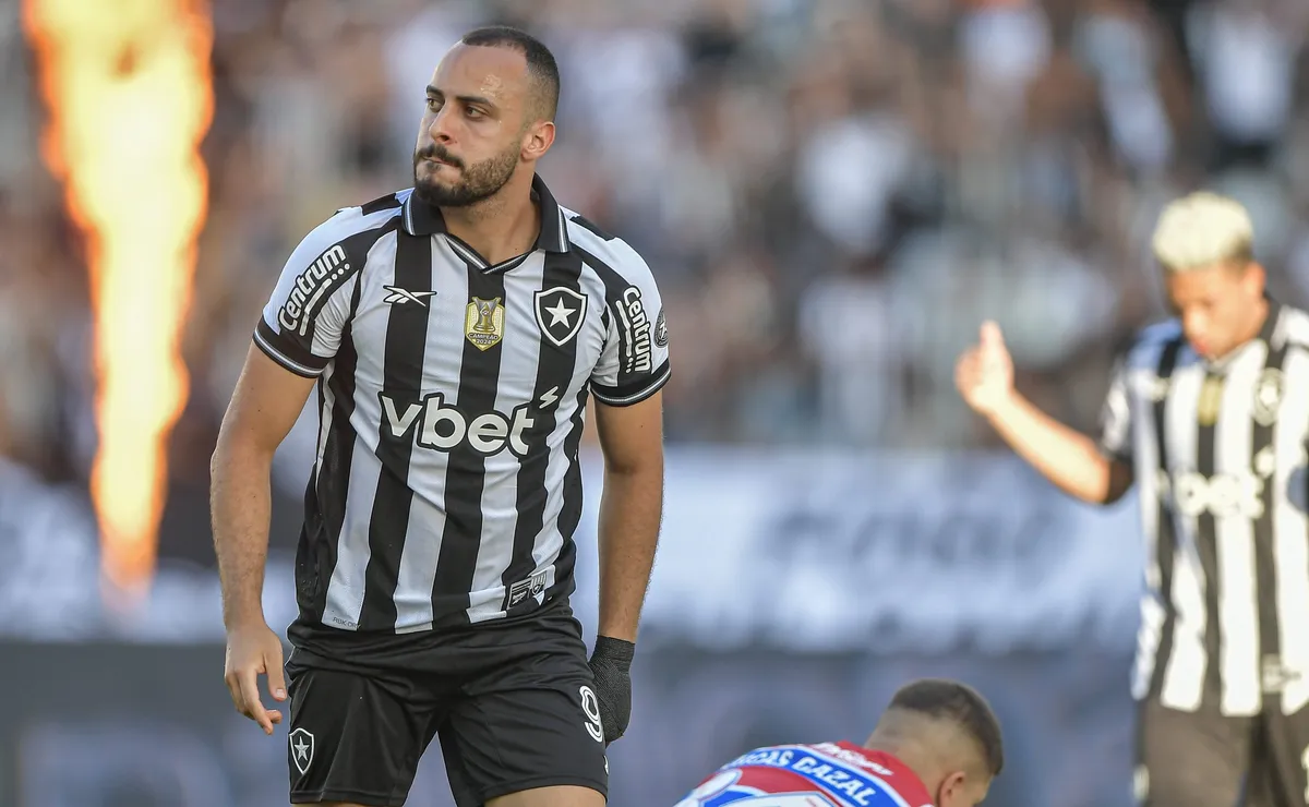 Botafogo vira sobre o Fortaleza e rebaixa o rival