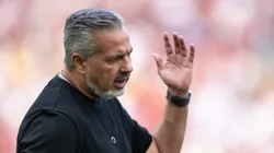 Boto deve tomar uma decisão sobre o jogador