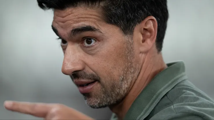 Abel Ferreira solta forte desabafo após fechar temporada sem títulos pelo Palmeiras