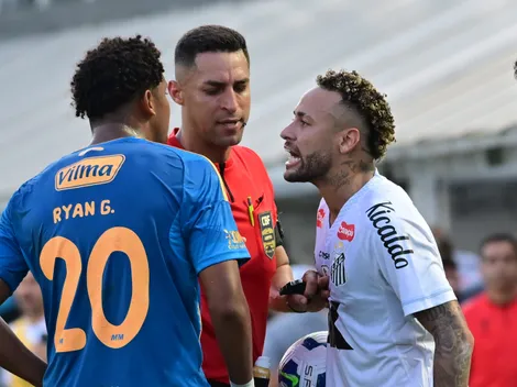 Neymar discute com Ryan Guilherme, jovem atleta do Cruzeiro