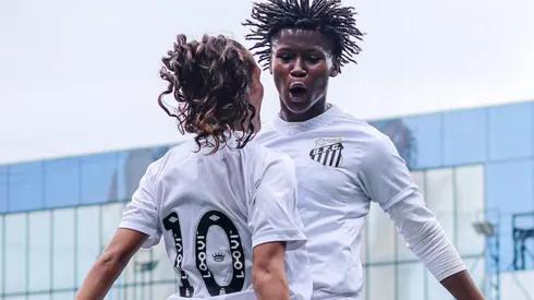 Sereias da Vila comemoram vitória na Copinha. Foto: Reinaldo Campos/Santos