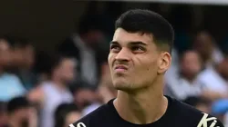 Gabriel Brazão durante partida do Peixe na Vila Belmiro.