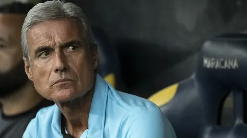 Treinador busca um novo clube – Foto: Jorge Rodrigues/AGIF.