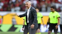 BA - SALVADOR - 07/12/2025 - BRASILEIRO A 2025, VITORIA X SAO PAULO - Crespo tecnico do Sao Paulo durante partida contra o Vitoria no estadio Barradao pelo campeonato Brasileiro A 2025. Foto: Jhony Pinho/AGIF