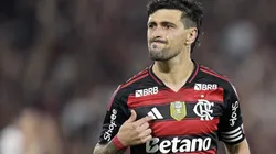 Arrascaeta jogador do Flamengo comemora seu gol durante partida contra o Bragantino. Foto: Alexandre Loureiro/AGIF