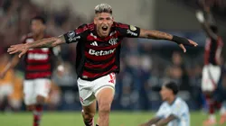 RJ - RIO DE JANEIRO - 22/10/2025 - COPA LIBERTADORES 2025, FLAMENGO X RACING - Carrascal jogador do Flamengo comemora seu gol durante partida contra o Racing no estadio Maracana pelo campeonato Copa Libertadores 2025. Foto: Jorge Rodrigues/AGIF