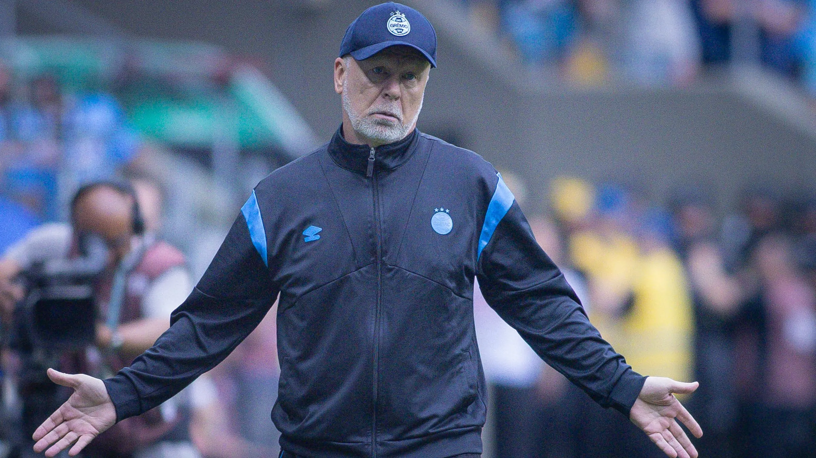 Mano Menezes. Foto: Maxi Franzoi/AGIF