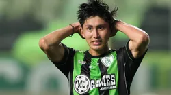 Meio-campista deve ser negociado - Foto: Gilson Lobo/AGIF.