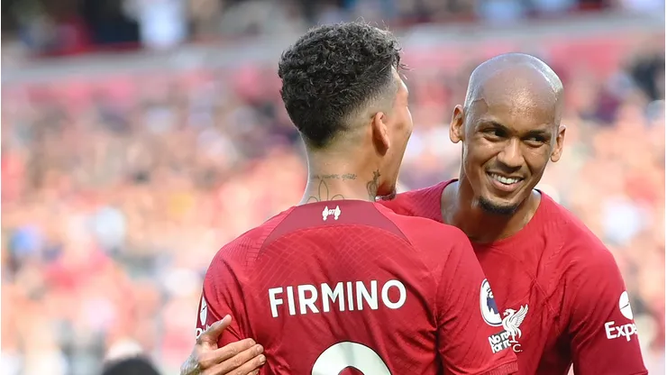 Fabinho em campo pelo Liverpool.