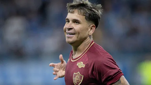 Atacante tenta se firmar - Foto: Maxi Franzoi/AGIF.