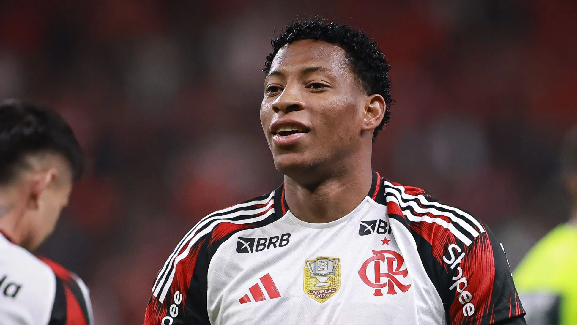 Foto: Maxi Franzoi/AGIF – Plata tem futuro incerto no Flamengo para 2026.
