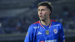 Jose Paradela, um dos principais atletas do Cruz Azul. (Photo by Agustin Cuevas/Getty Images)
