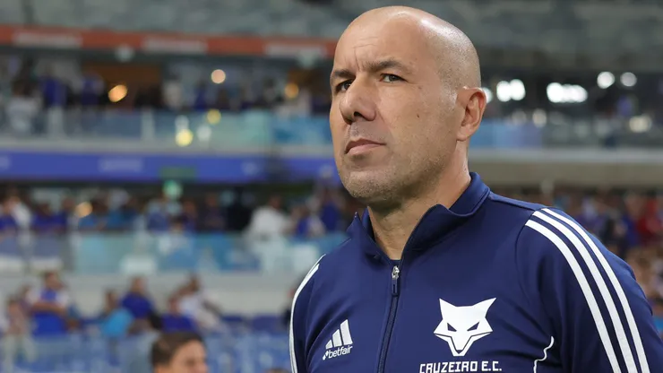 Leonardo Jardim, técnico do Cruzeiro, em partida válida pelo Campeonato Brasileiro