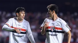 - Ferraresi e Rodriguinho jogadores do Sao Paulo durante partida contra o Atletico Nacional