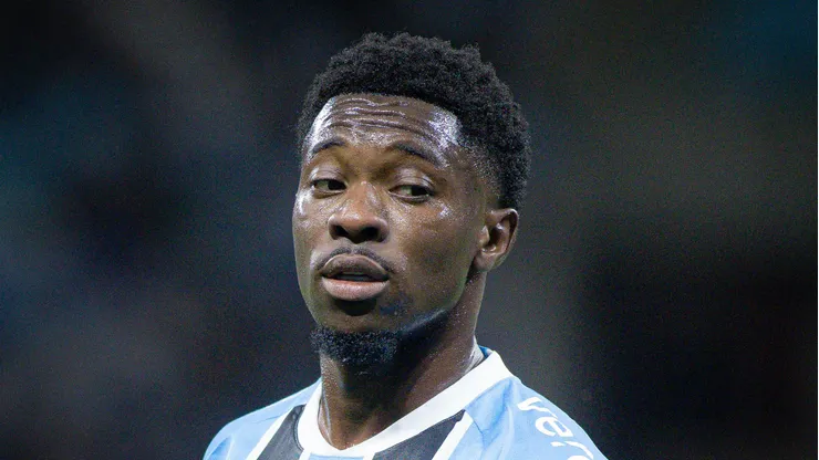 Amuzu pelo Grêmio. Foto: Maxi Franzoi/AGIF