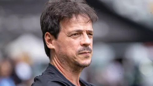 Fernando Diniz no comando técnico do Vasco - Foto: Fernando Moreno/AGIF