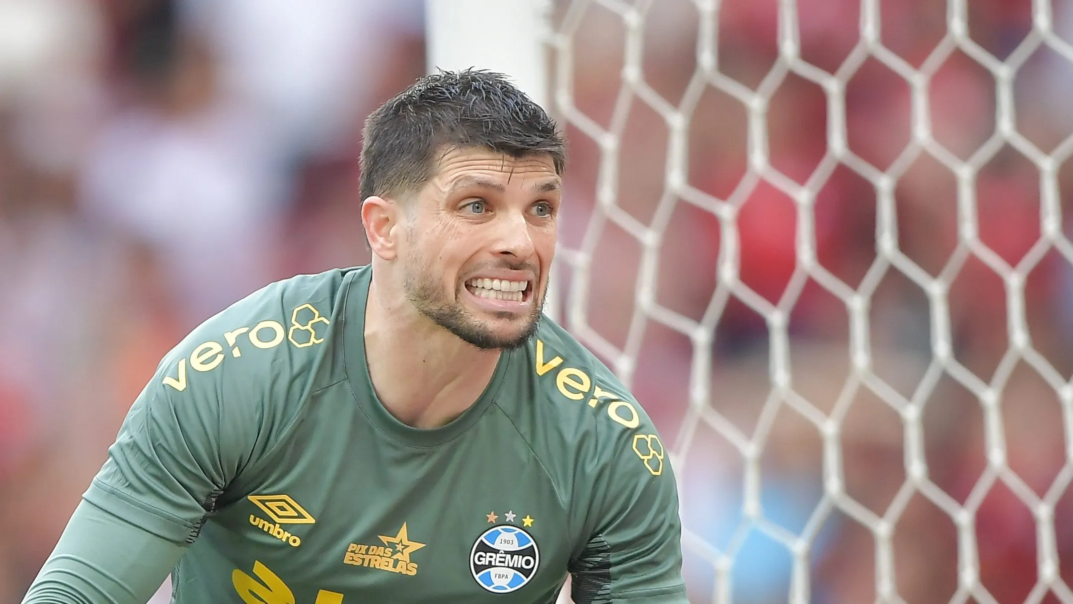 Foto: Thiago Ribeiro/AGIF – Volpi deve jogar no exterior em 2026.