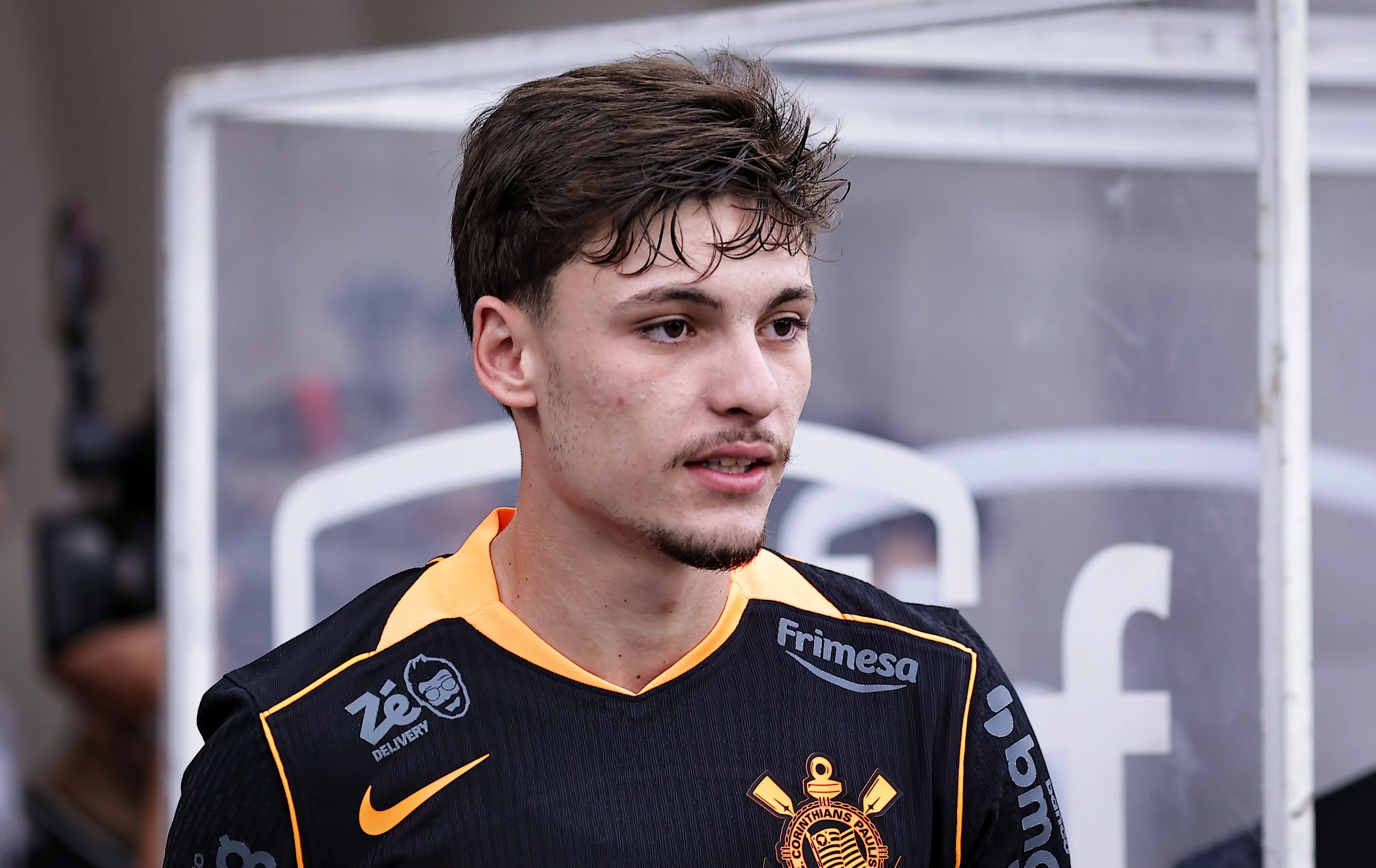 Breno Bidon jogador do Corinthians durante entrada em campo para partida contra o Ceara no estadio Arena Corinthians.  Foto: Fabio Giannelli/AGIF