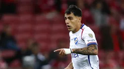 Lucas Villalba durante partida pelo Nacional