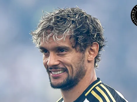 Torcida do Cruzeiro aprova Scarpa, masnegócio é descartado